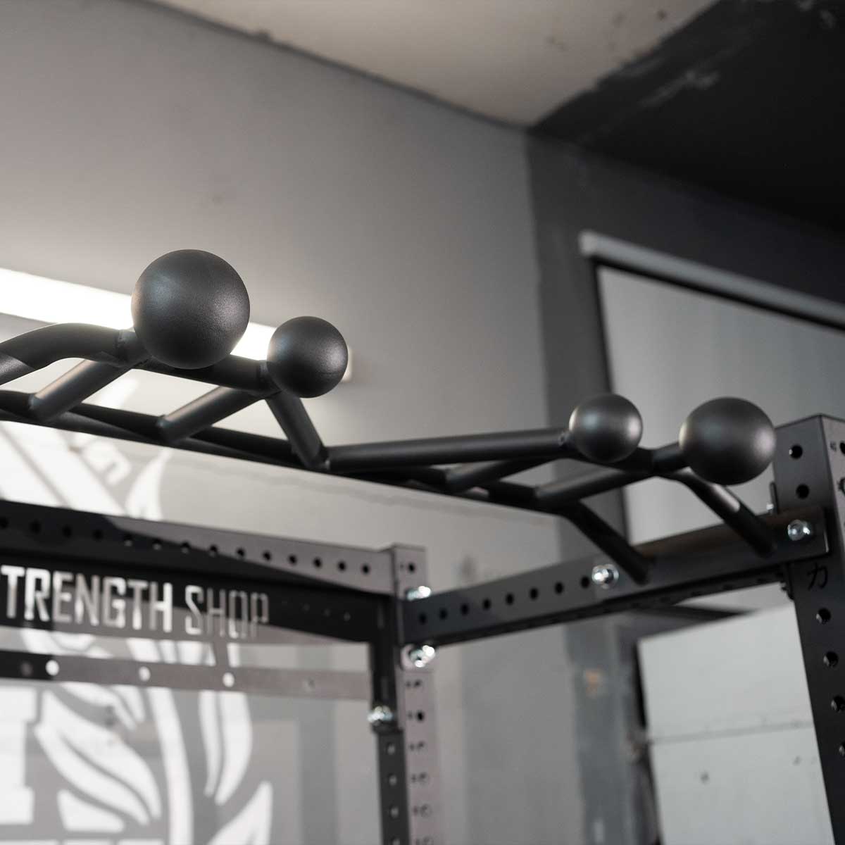 strength-shop-sphere-pull-up-bar-mrr-compatible image 3