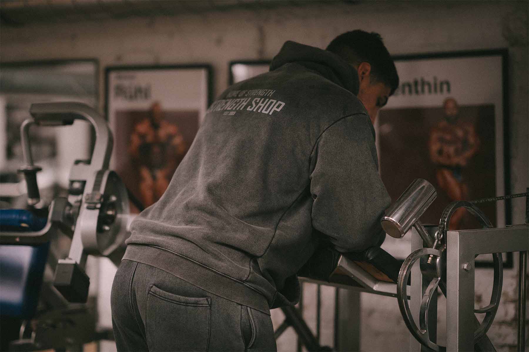 strength-shop-home-of-strength-hoodie-gris-d-lav-oversize image 4