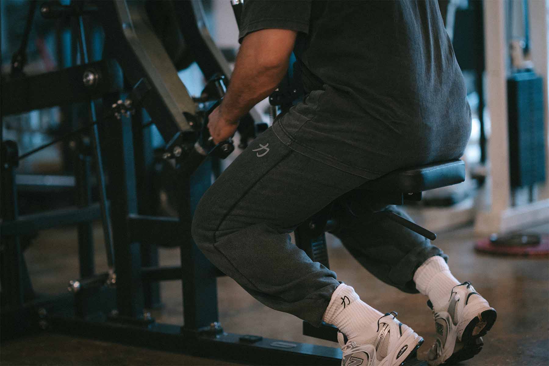 strength-shop-home-of-strength-jogger-gris-d-lav image 3