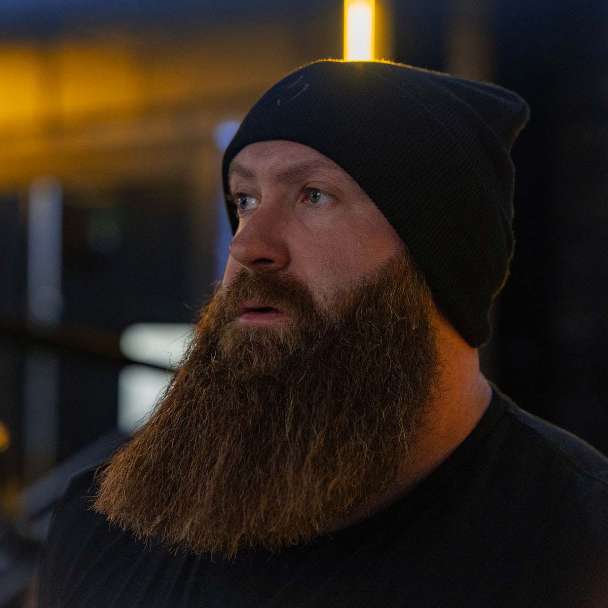 strength-shop-beanie-hat-bonnet-revers-logo-brod-e image 2