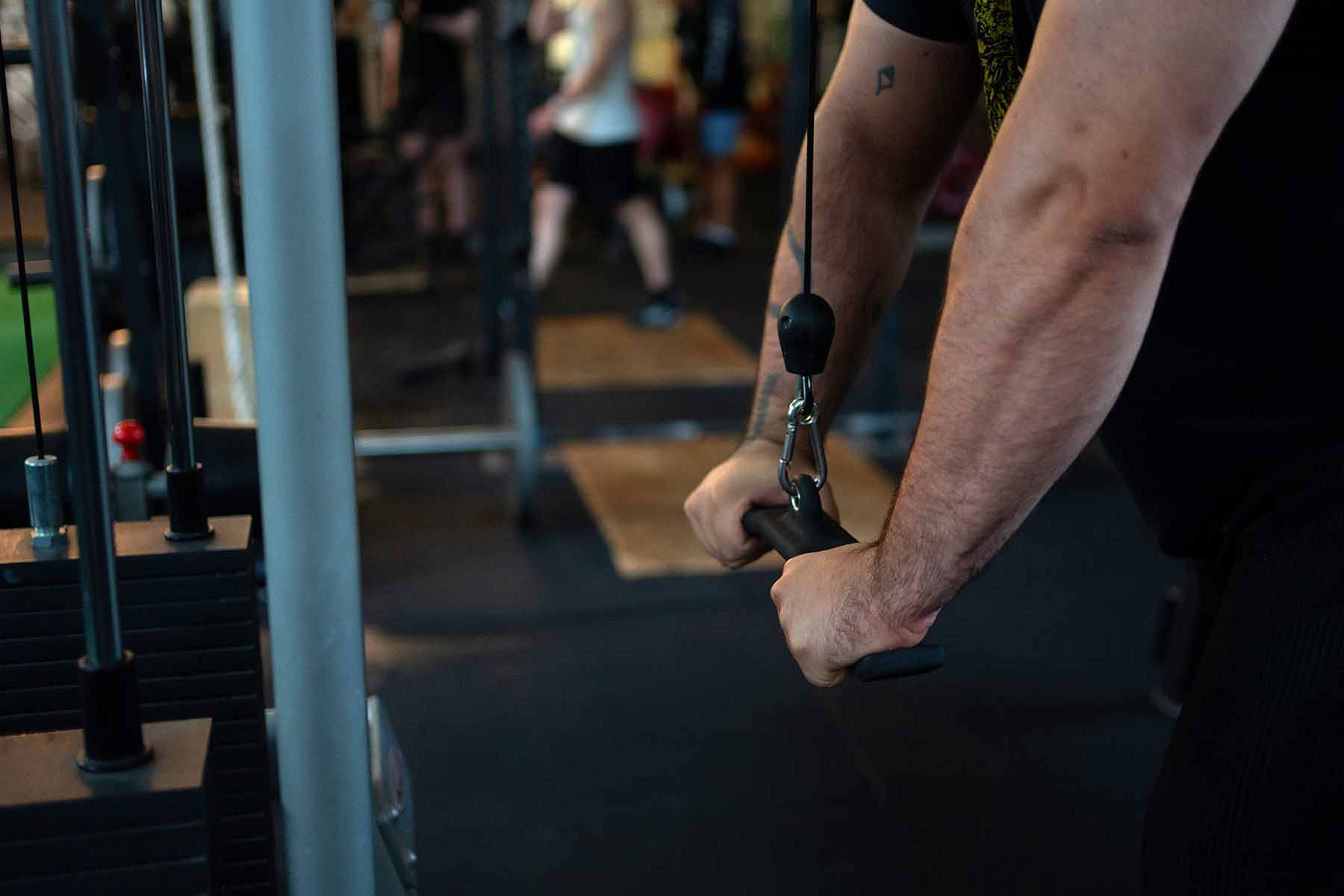 strength-shop-tricepatops-barre-push-down-triceps-plate image 4