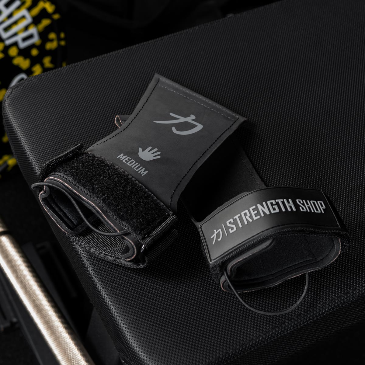 strength-shop-grips-kevlar-noirs-musculation image 2
