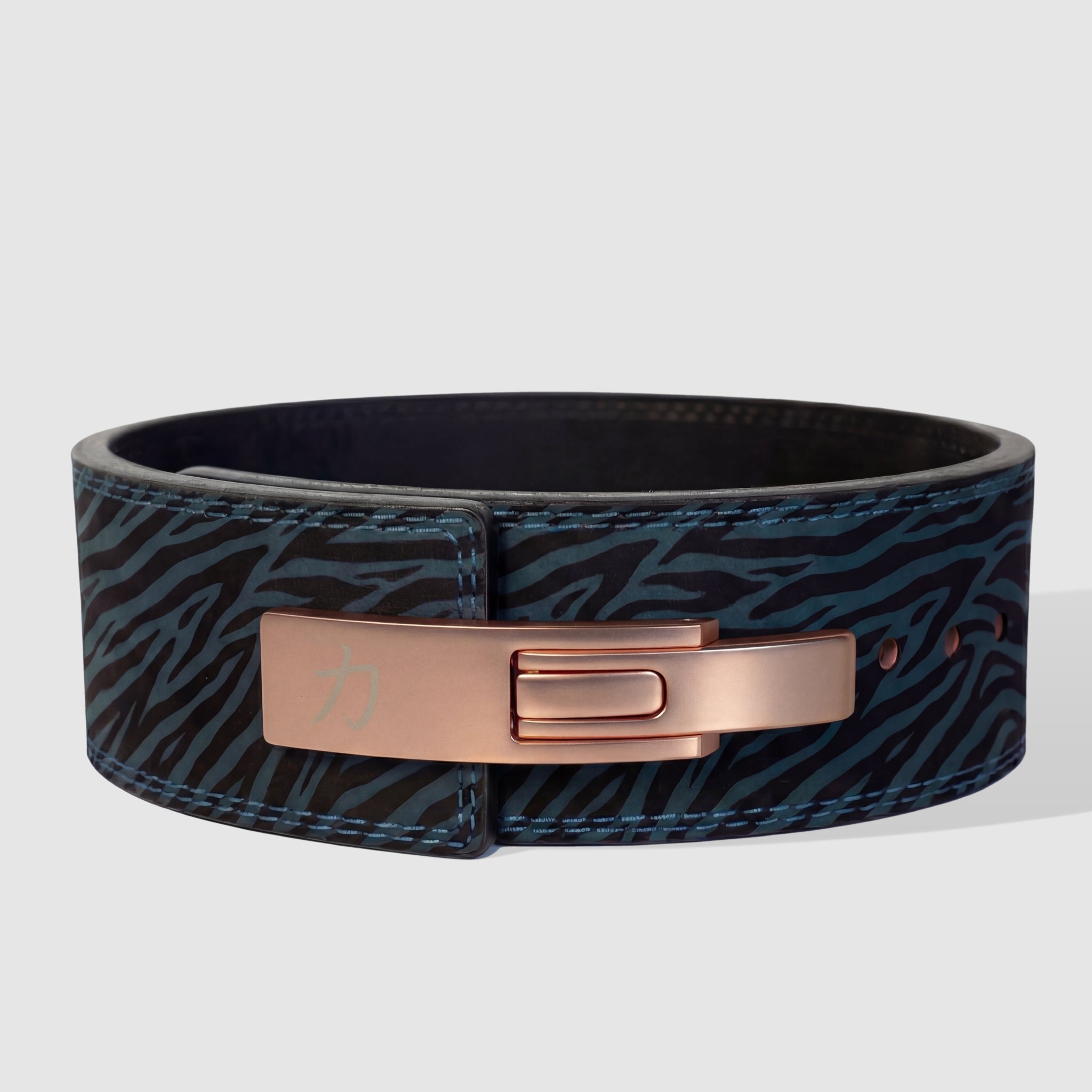 strength-shop-blue-tiger-print-lever-belt-10mm-ceinture-de-force-ipf-approved image 5