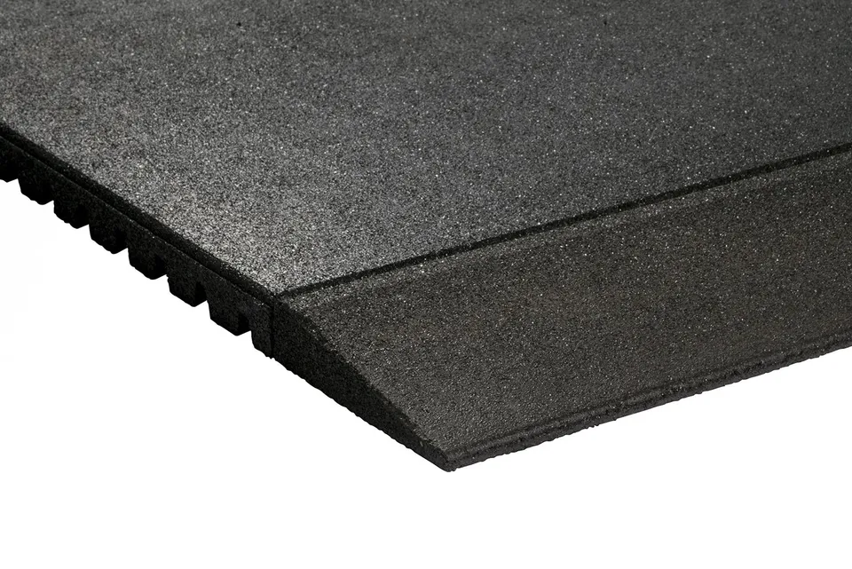strength-shop-bordure-biseaut-e-tapis-granuflex-43mm-1000x200mm image 1
