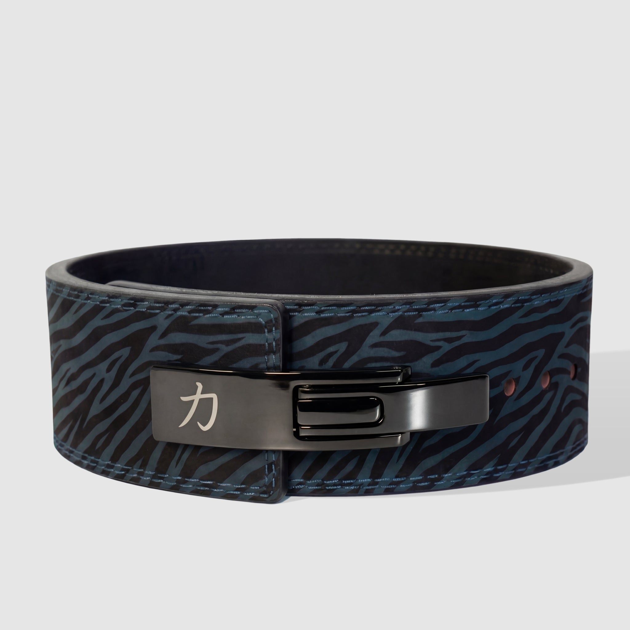 strength-shop-blue-tiger-print-lever-belt-10mm-ceinture-de-force-ipf-approved image 1