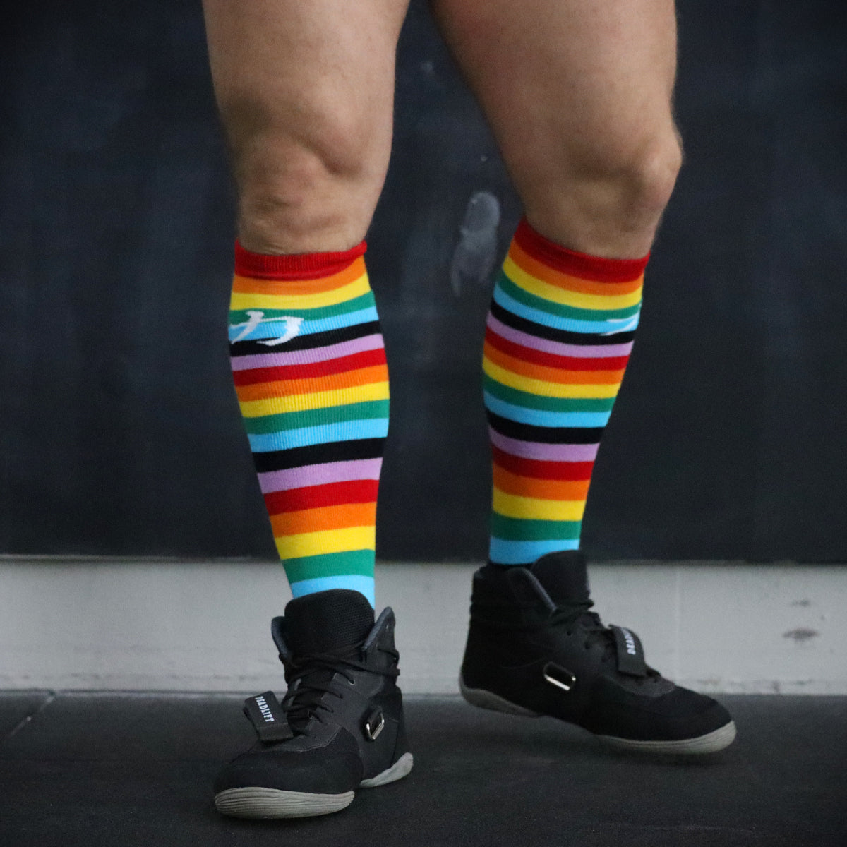 strength-shop-rainbow-deadlift-weightlifting-socks-mi-hautes-genou image 2