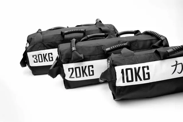 strength-shop-functional-competition-sandbag-10-20-30-kg-sac-de-sable image 1