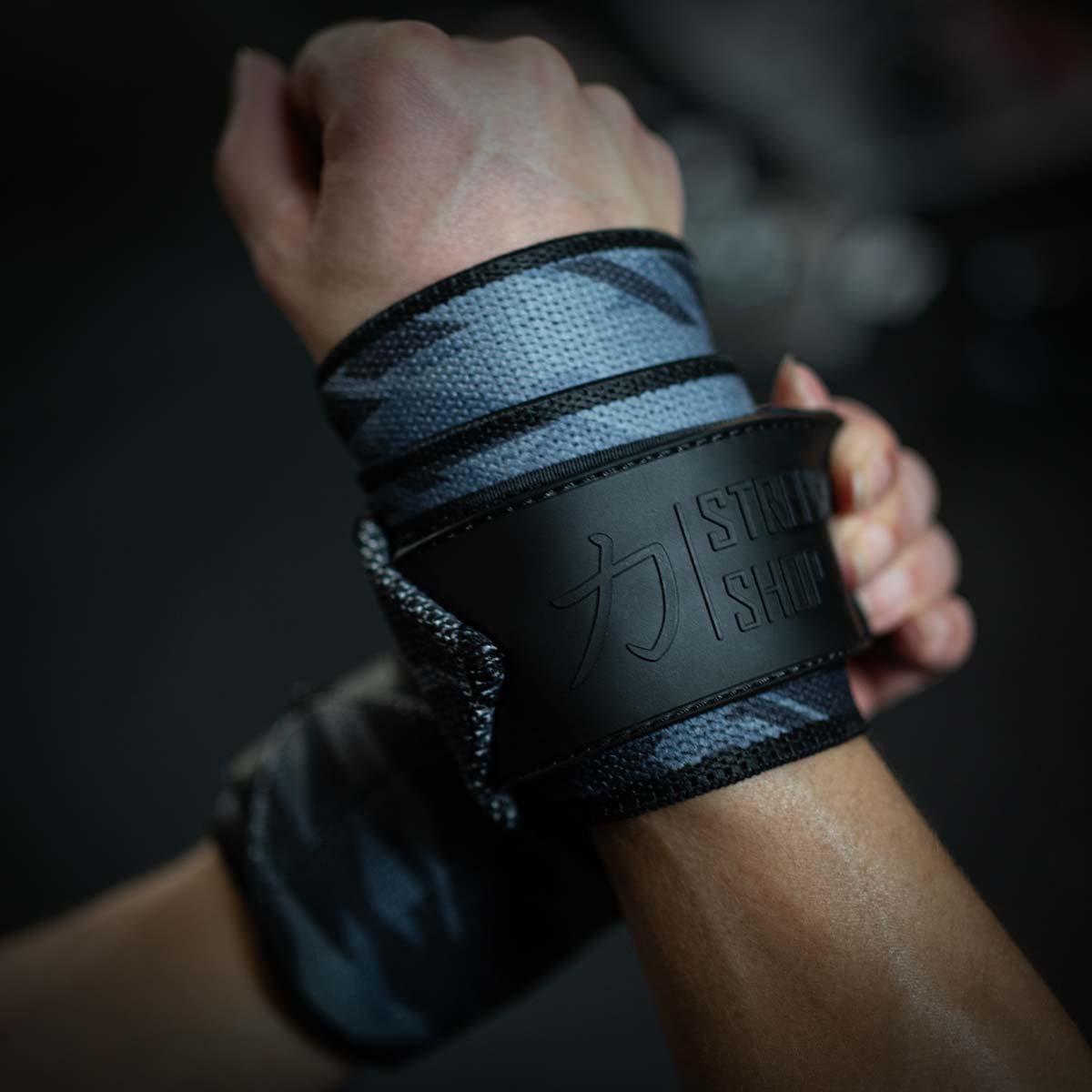 strength-shop-heavy-bandes-de-poignets-dark-camo-ipf-60cm-90cm image 7