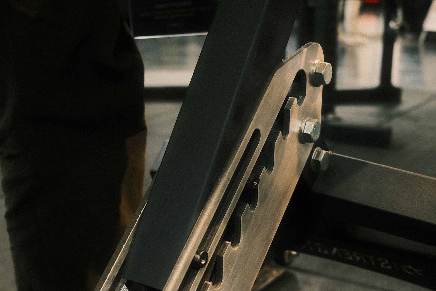 strength-shop-pro-hyperextension-bulldog-45-banc-lombaires-commercial image 7